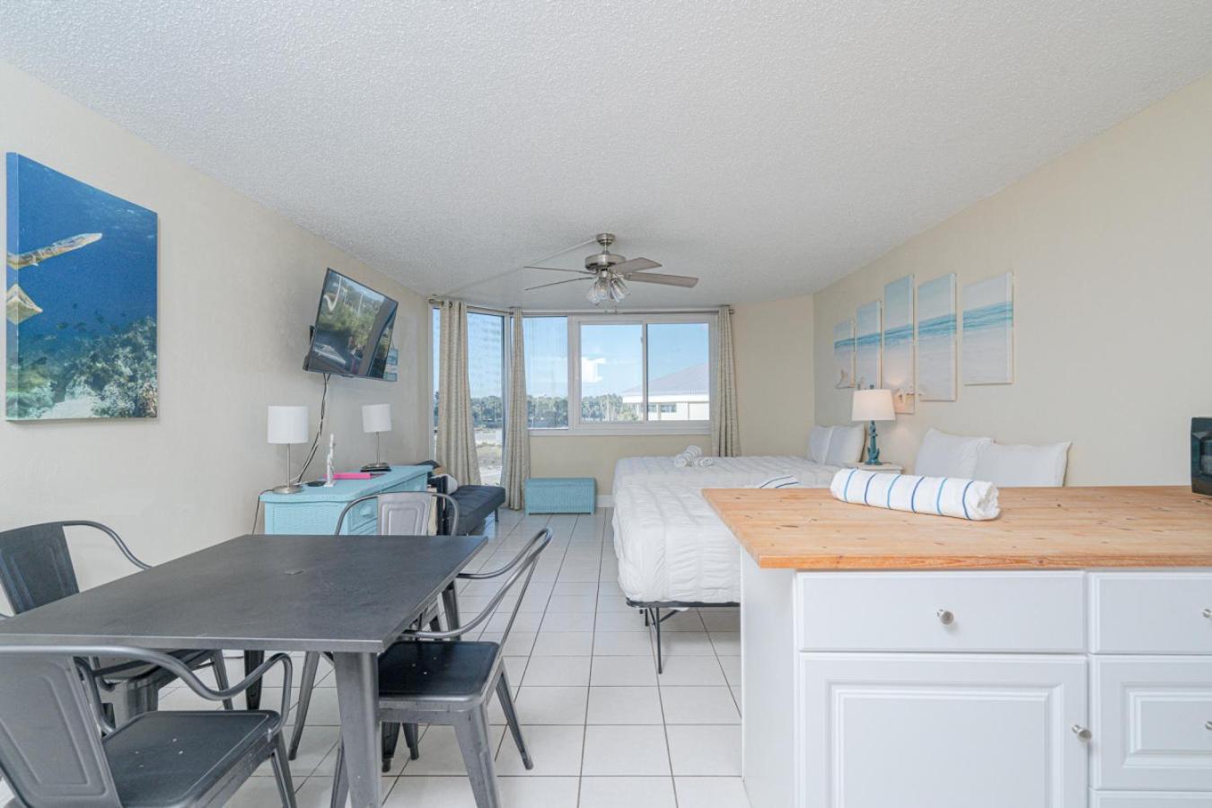 Seas The Day - Top Of The Gulf 320 - Beach Front Resort - Free Beach Chair Service Панама Сити Бийч Екстериор снимка